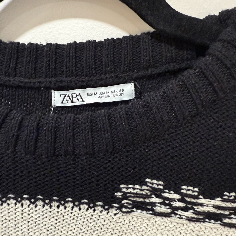 Zara Black and Cream Striped Sweater - Picture 2 of 2